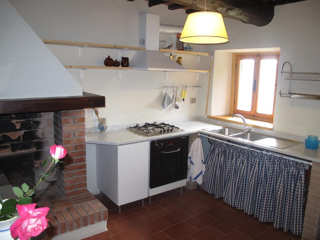 Fattoria Di Pietrabuona Apartment Pescia Bagian luar foto