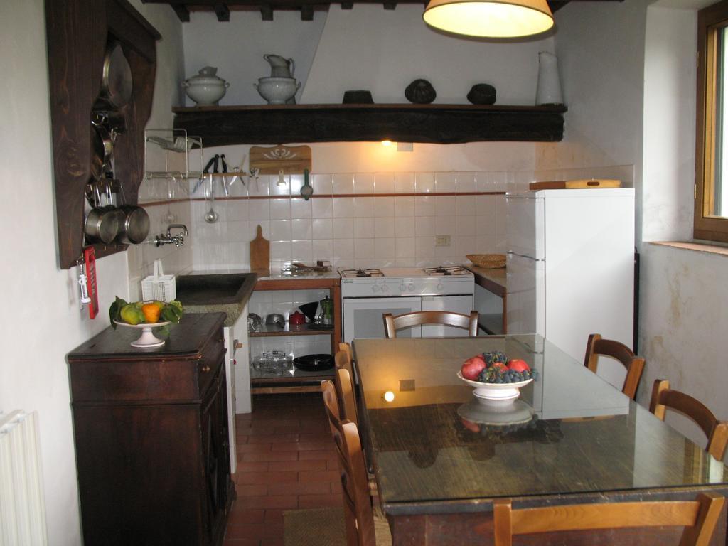 Fattoria Di Pietrabuona Apartment Pescia Bagian luar foto