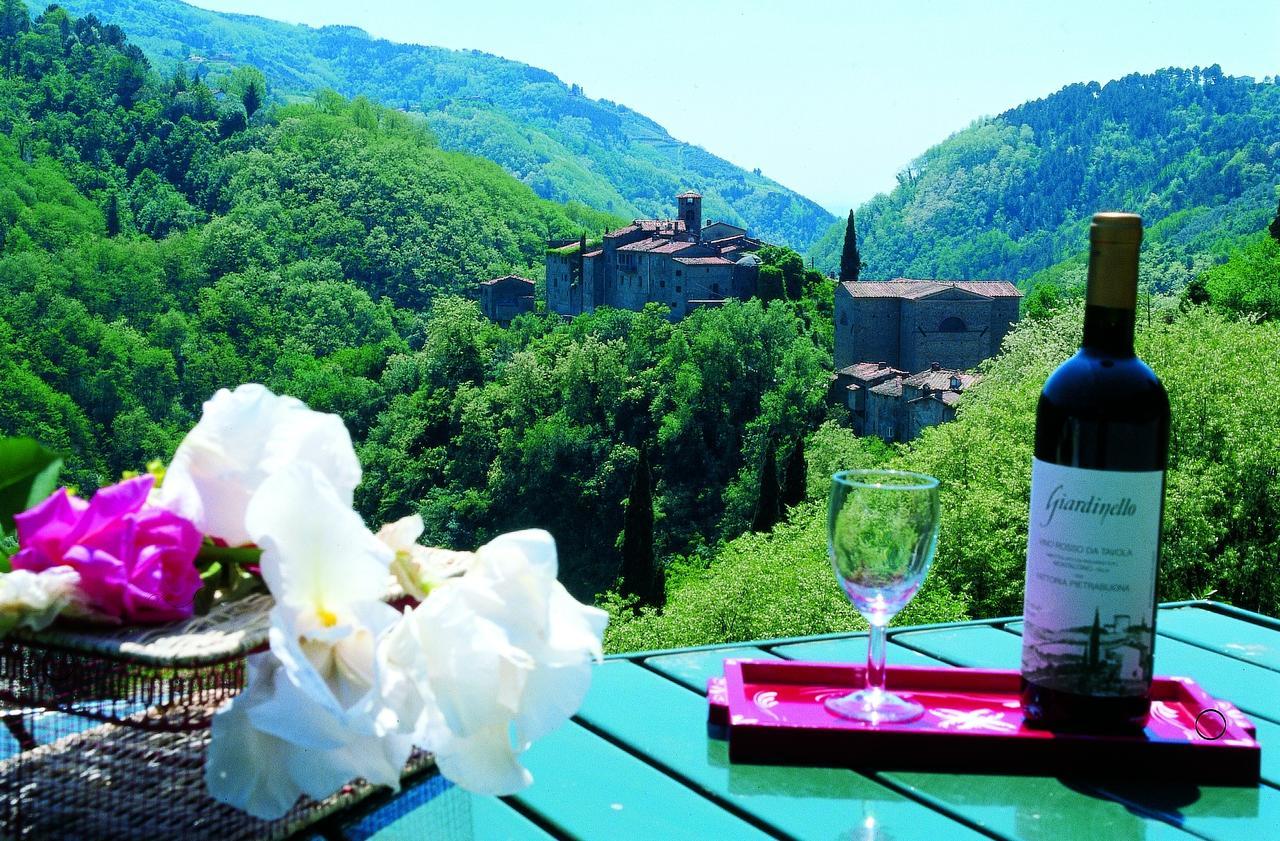 Fattoria Di Pietrabuona Apartment Pescia Bagian luar foto