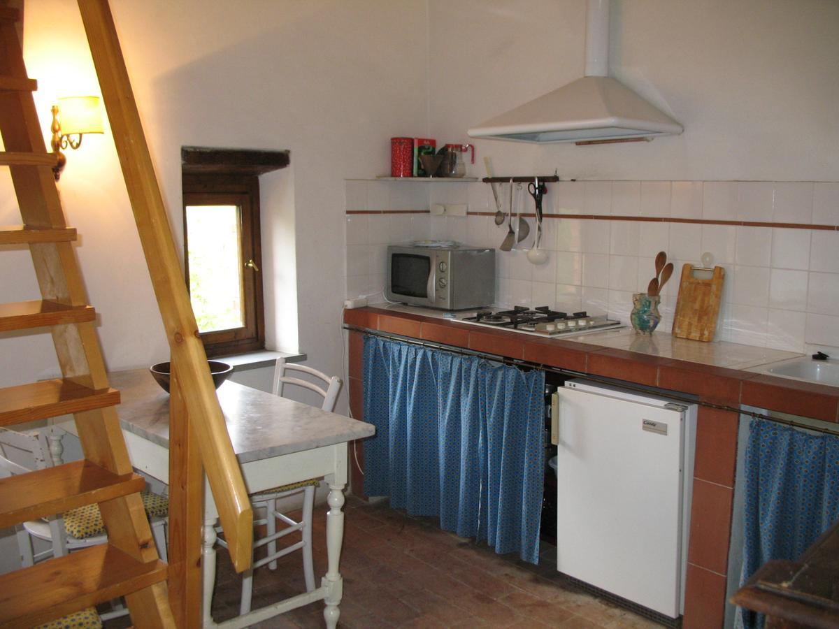 Fattoria Di Pietrabuona Apartment Pescia Bagian luar foto